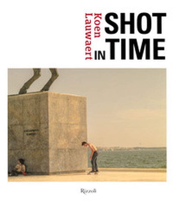 Shot in time. Ediz. inglese e italiana - Librerie.coop Shot in time. Ediz. inglese e italiana - Librerie.coop