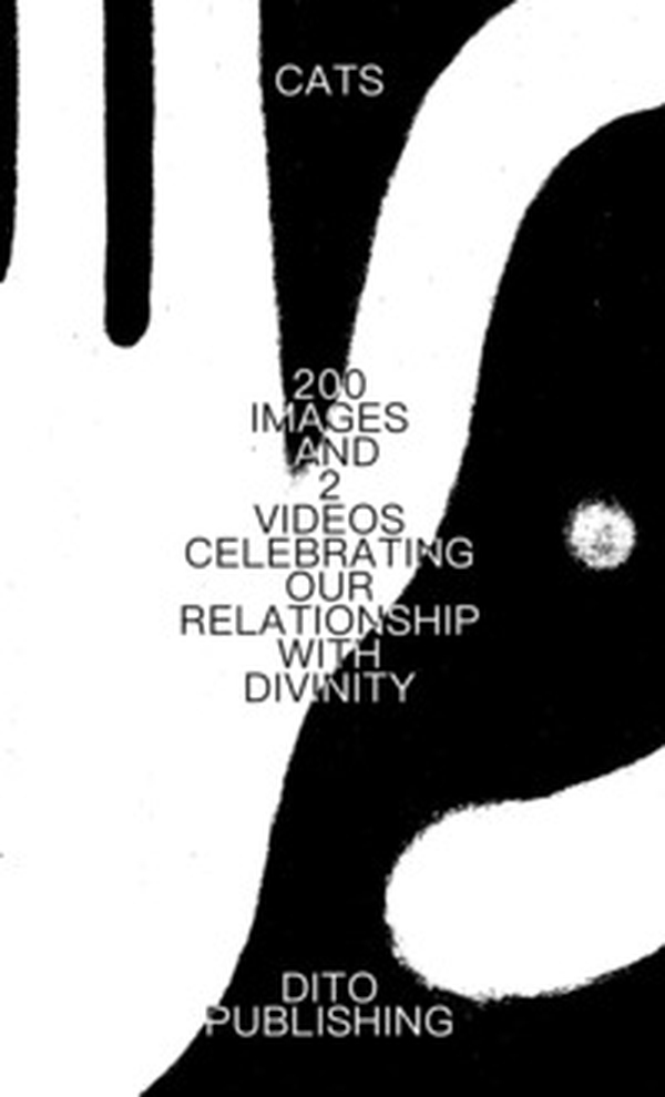 Cats. 200 images and 2 videos celebrating our relationship with divinity - Librerie.coop Cats. 200 images and 2 videos celebrating our relationship with divinity - Librerie.coop