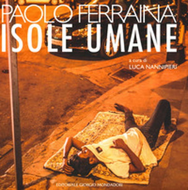 Isole umane. Ediz. italiana e inglese - Librerie.coop Isole umane. Ediz. italiana e inglese - Librerie.coop