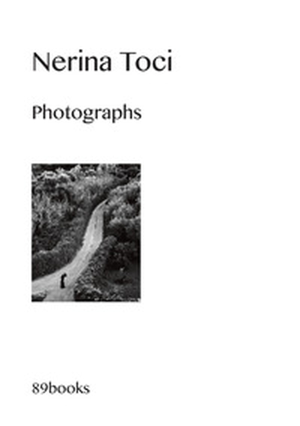 Photographs - Librerie.coop Photographs - Librerie.coop