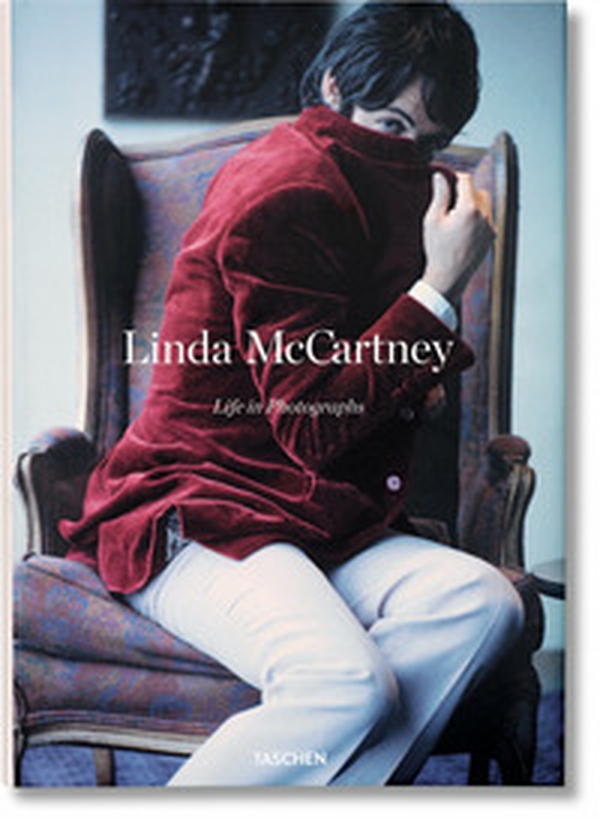 Linda McCartney. Life in photographs. Ediz. inglese, francese e tedesca - Librerie.coop Linda McCartney. Life in photographs. Ediz. inglese, francese e tedesca - Librerie.coop