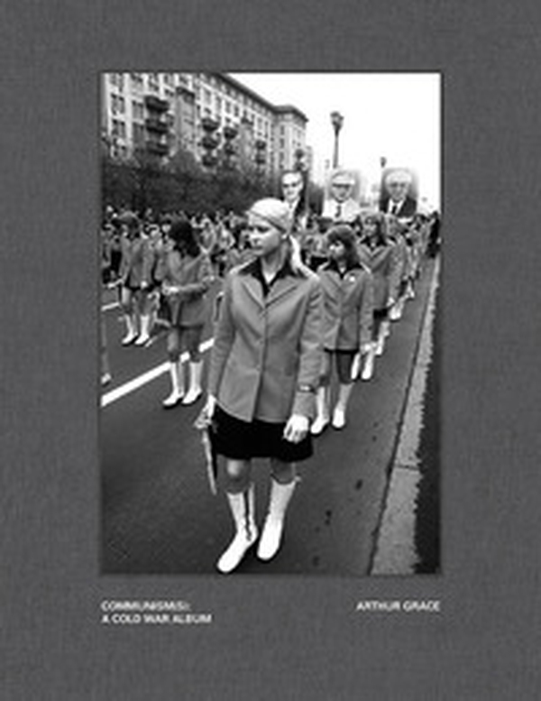 Communism(s): a cold war album - Librerie.coop Communism(s): a cold war album - Librerie.coop