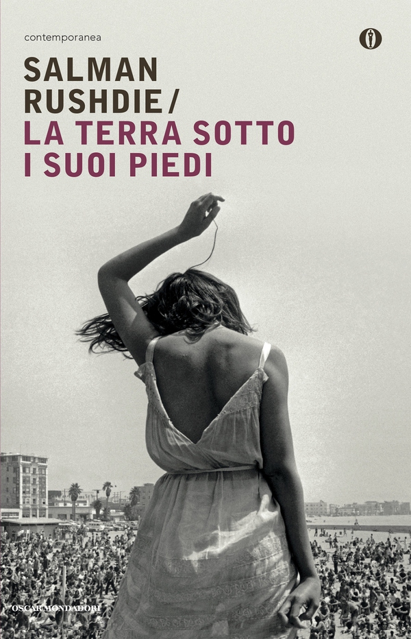 La terra sotto i suoi piedi - Librerie.coop La terra sotto i suoi piedi - Librerie.coop