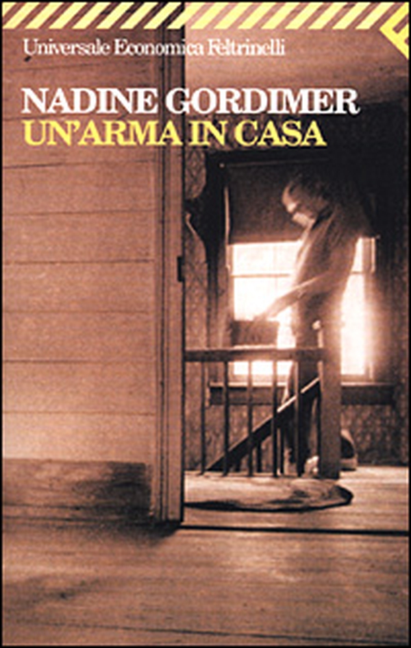 Un'arma in casa - Librerie.coop Un'arma in casa - Librerie.coop